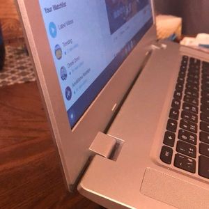 Meet your Posher, Justin